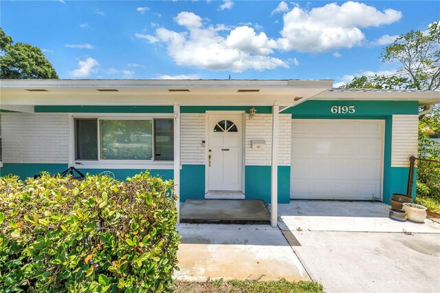 6195 28th Ave N, Saint Petersburg, FL 33710 - photo 2