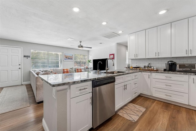 7210 14th St N, Saint Petersburg, FL 33702 - photo 2