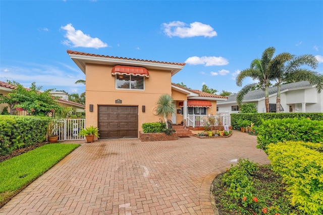 243 Snell Isle Blvd NE, Saint Petersburg, FL 33704 - photo 1