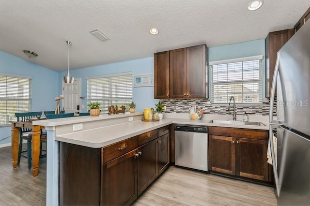 9107 Brunswick Ln, Tampa, FL 33615 - photo 17