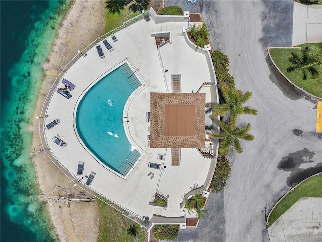 6400 46th Ave N Unit 61, Kenneth City, FL 33709 - view of subject property with a pool area