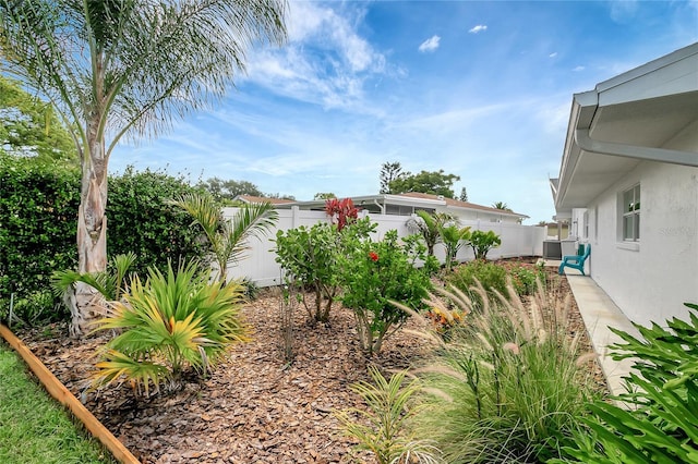 9619 Towanda Ln, Port Richey, FL 34668 - view of fenced backyard