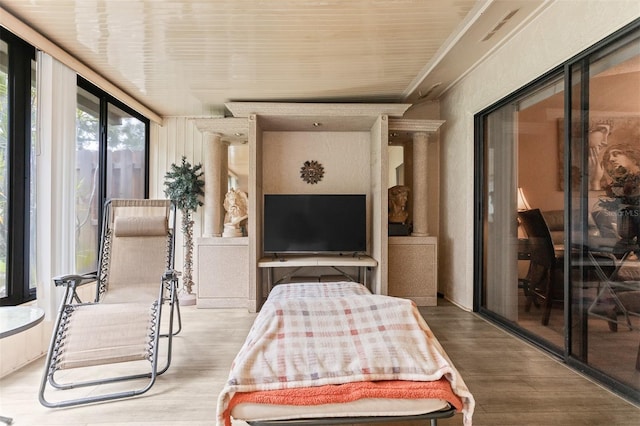 2922 60th St W, Bradenton, FL 34209 - sunroom featuring wood finished floors and wooden ceiling