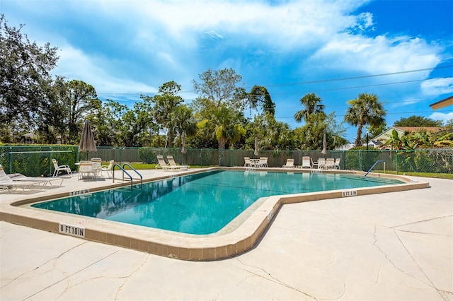 2922 60th St W, Bradenton, FL 34209 - community pool featuring a patio