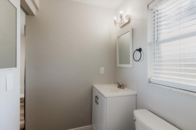 706 E Gate Dr, Safety Harbor, FL 34695 - half bath with vanity and plenty of natural light