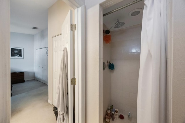 9205 Jakes Path, Largo, FL 33771 - full bathroom featuring tiled shower