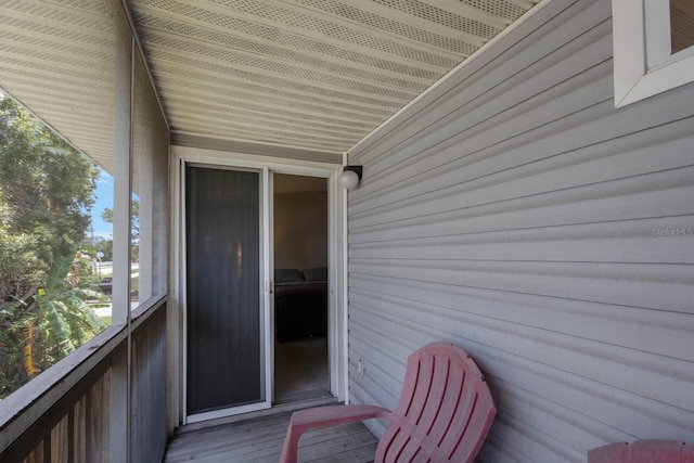 9205 Jakes Path, Largo, FL 33771 - view of sunroom / solarium