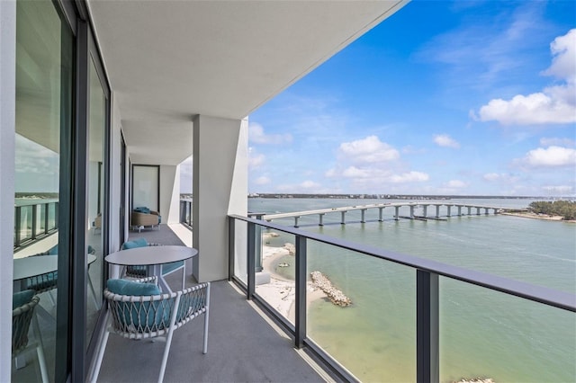 691 S Gulfview Blvd Unit 1211, Clearwater Beach, FL 33767 - balcony with a water view