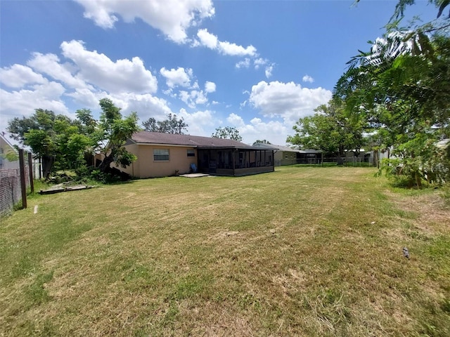 432 Flamingo Dr, Apollo Beach, FL 33572 - view of yard with a sunroom
