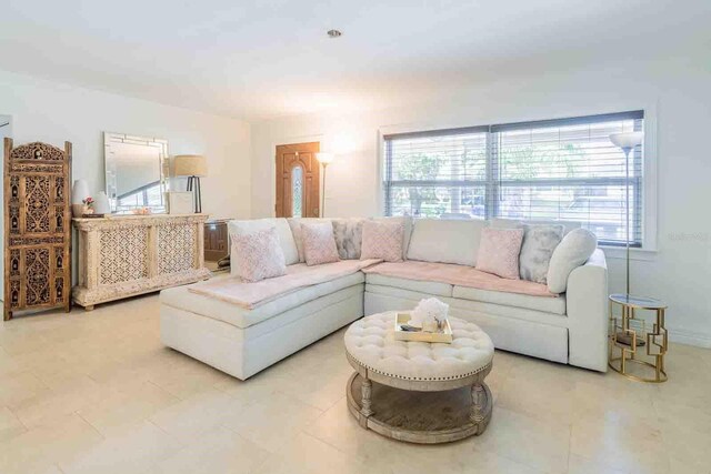 113 Maplewood Ave, Clearwater, FL 33765 - photo 11