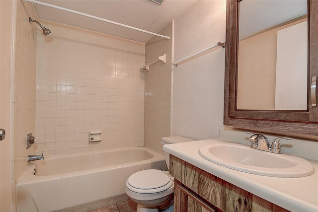 4012 Tumble Wood Trl Unit 104, Tampa, FL 33613 - photo 18