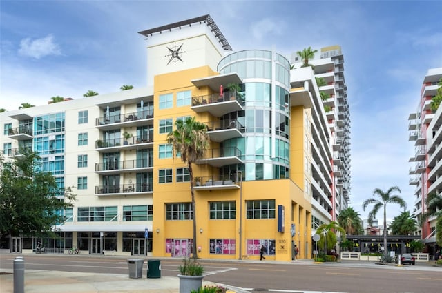 1120 E Kennedy Blvd Unit 912, Tampa, FL 33602 - photo 2