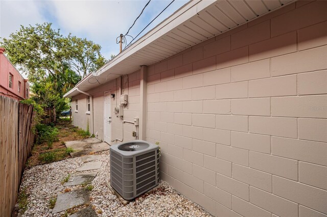 121 28th Ave N, Saint Petersburg, FL 33704 - photo 21