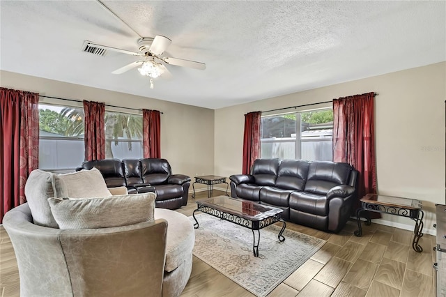 1809 Chinaberry Dr, Oldsmar, FL 34677 - photo 17