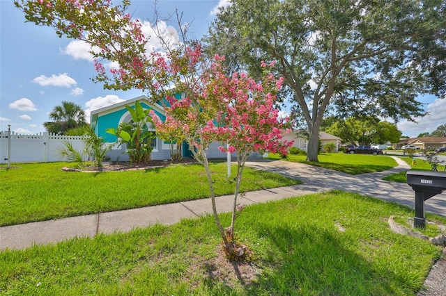 10430 Crestfield Dr, Riverview, FL 33569 - view of front of house with driveway