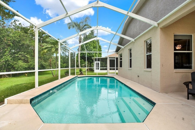 4901 Windingbrook Trl, Wesley Chapel, FL 33544 - swimming pool with a patio area, a lawn, and a lanai