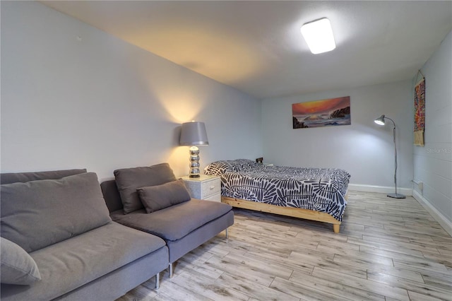 3910 14th Ave N, Saint Petersburg, FL 33713 - bedroom featuring wood finished floors and baseboards