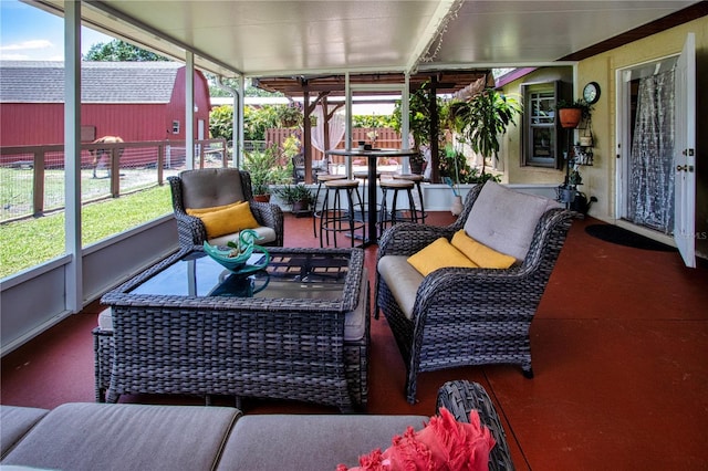 408 River Bed Ct, Wimauma, FL 33598 - view of sunroom / solarium