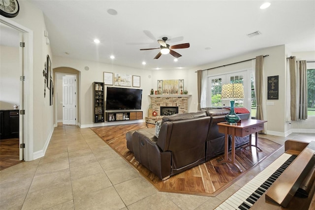 13122 Done Groven Dr, Dover, FL 33527 - photo 9