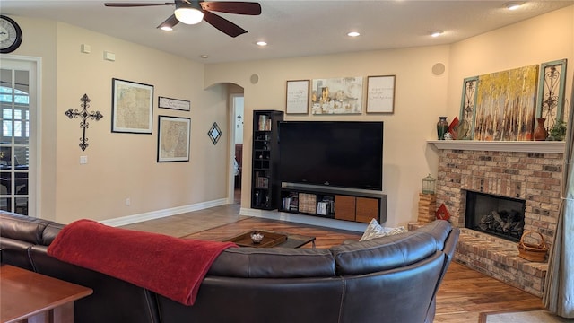 13122 Done Groven Dr, Dover, FL 33527 - photo 6