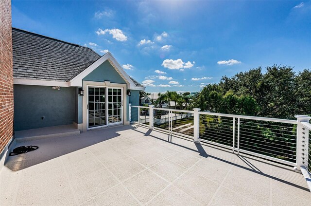 160 Shore Dr, Palm Harbor, FL 34683 - photo 18