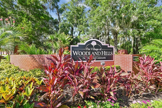 344 Cascade Ln, Palm Harbor, FL 34684 - view of community sign