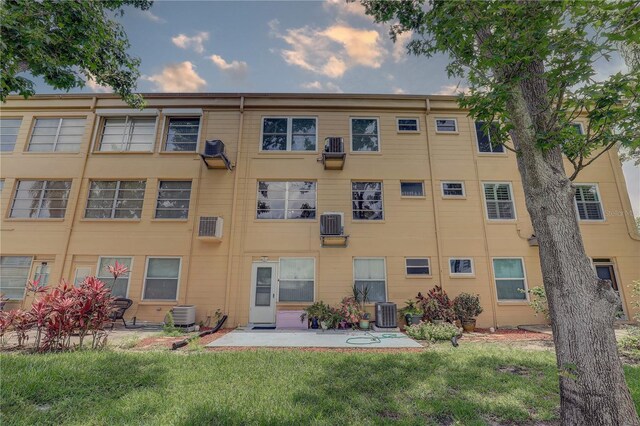 2466 Ecuadorian Way Unit 32, Clearwater, FL 33763 - photo 27