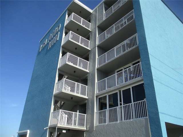 9980 Gulf Blvd Unit 408, Treasure Island, FL 33706 - view of apartment building / complex