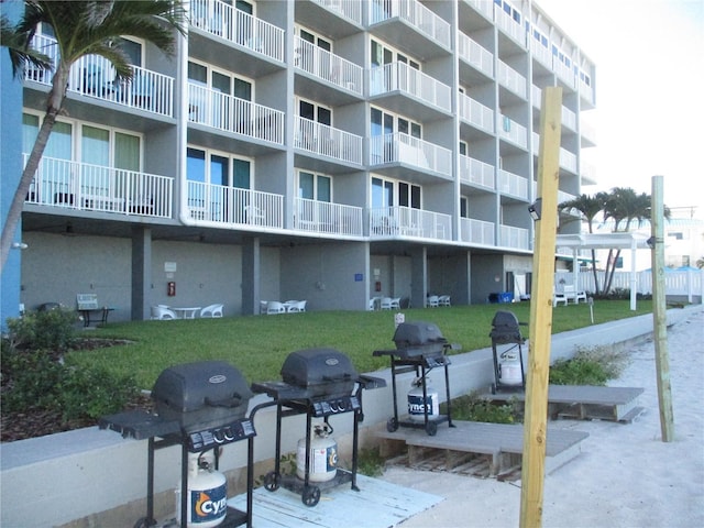 9980 Gulf Blvd Unit 408, Treasure Island, FL 33706 - view of apartment building / complex