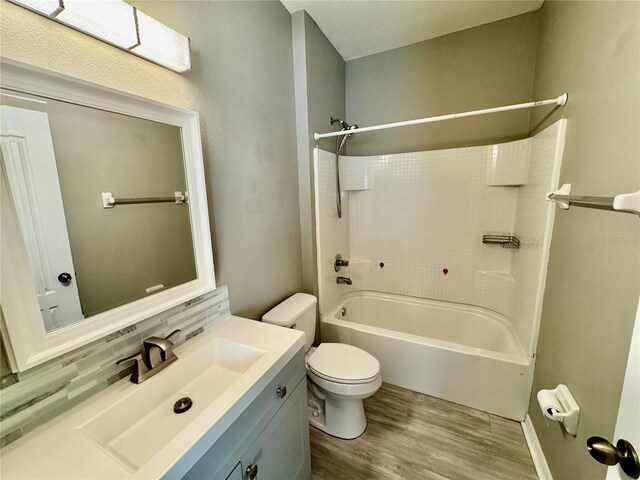 1878 Greenwood Valley Dr, Plant City, FL 33563 - photo 11