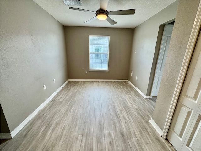 1878 Greenwood Valley Dr, Plant City, FL 33563 - photo 14