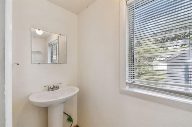 5906 12th St, Zephyrhills, FL 33542 - photo 20