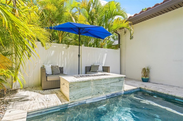 311 12th Ave N, Saint Petersburg, FL 33701 - view of swimming pool with a jacuzzi