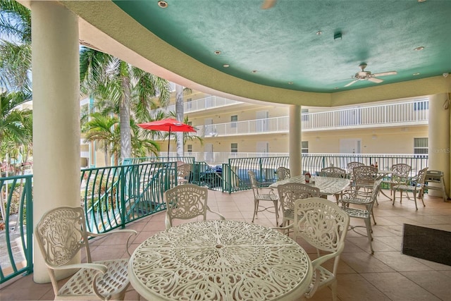 12000 Gulf Blvd Unit 403-S, Treasure Island, FL 33706 - view of patio with ceiling fan