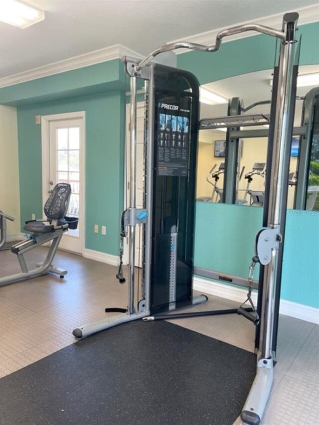 12000 Gulf Blvd Unit 403-S, Treasure Island, FL 33706 - gym with ornamental molding and baseboards