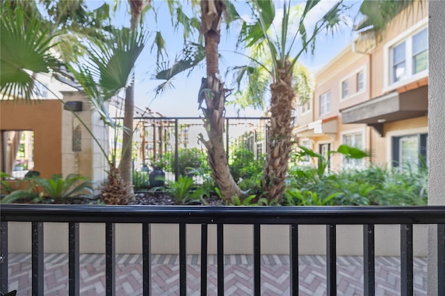 100 4th Ave S Unit 103, Saint Petersburg, FL 33701 - view of balcony
