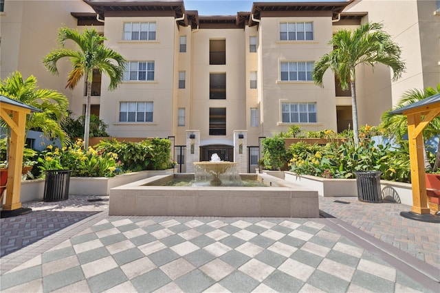 100 4th Ave S Unit 103, Saint Petersburg, FL 33701 - view of patio / terrace