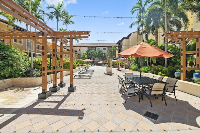 100 4th Ave S Unit 103, Saint Petersburg, FL 33701 - view of patio / terrace with outdoor dining area