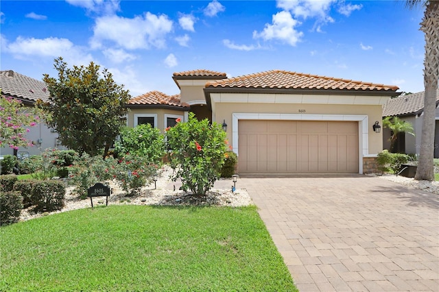 8605 Grand Alberato Rd, Tampa, FL 33647 - photo 2