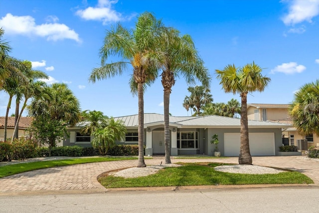 202 Howard Dr, Belleair Beach, FL 33786 - photo 2