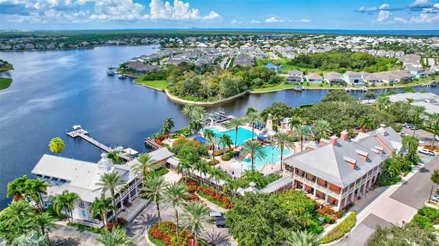 5518 Luminar Pointe Ln, Apollo Beach, FL 33572 - aerial view of residential area featuring a large body of water and a pool area