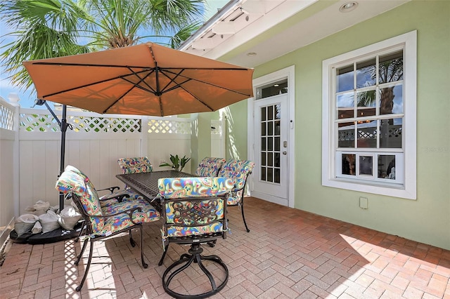 5518 Luminar Pointe Ln, Apollo Beach, FL 33572 - view of patio with outdoor dining space