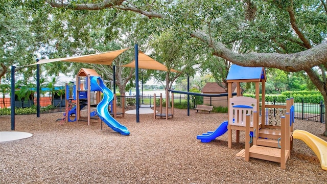 5518 Luminar Pointe Ln, Apollo Beach, FL 33572 - view of community play area