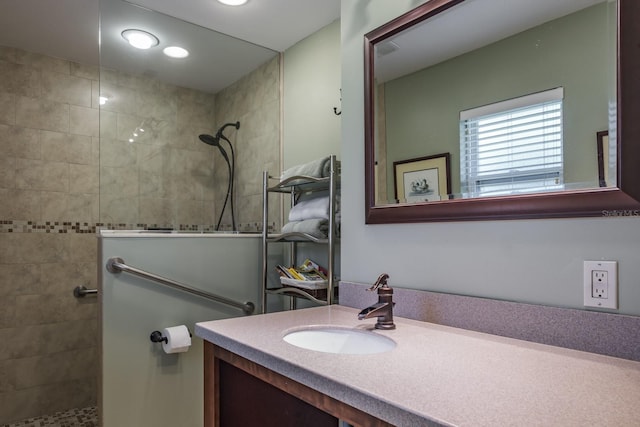 1510 Palmer Ct, Palm Harbor, FL 34685 - bathroom with a walk in shower, vanity, and recessed lighting