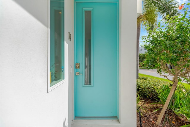 3100 W Paul Ave Unit 14, Tampa, FL 33611 - property entrance with stucco siding