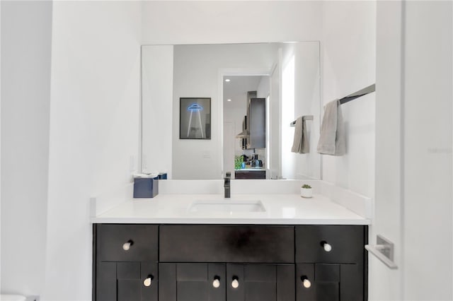 3100 W Paul Ave Unit 14, Tampa, FL 33611 - bathroom with vanity