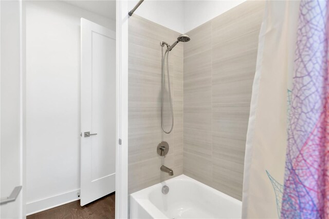 3100 W Paul Ave Unit 14, Tampa, FL 33611 - full bathroom with shower / tub combo