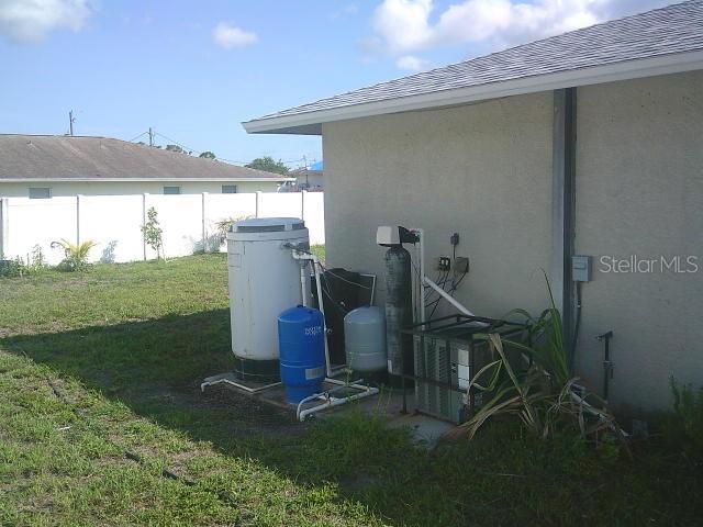 2429/2431 Quentin Ave S, Lehigh Acres, FL 33973 - view of yard