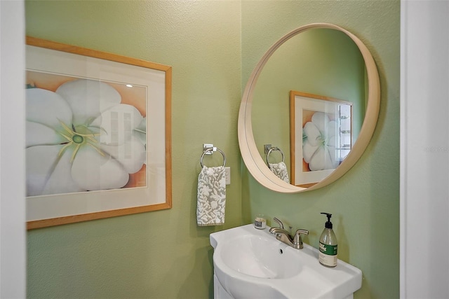 325 5th Ave S Unit 9, Saint Petersburg, FL 33701 - bathroom featuring a sink