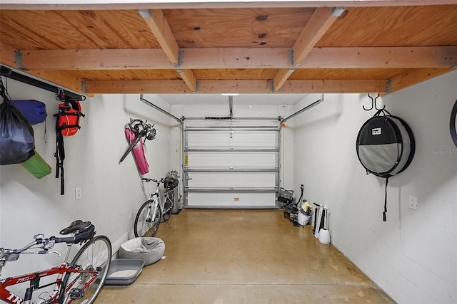 325 5th Ave S Unit 9, Saint Petersburg, FL 33701 - view of garage